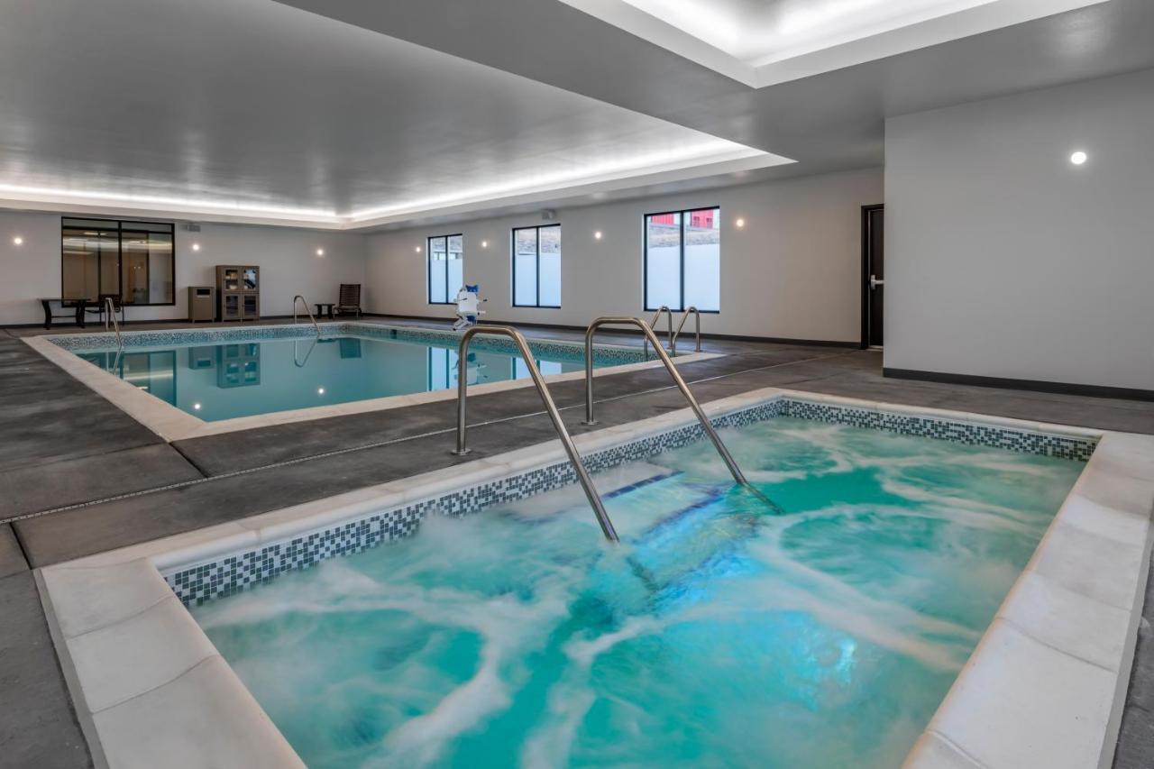 Hyatt Place Anchorage-Midtown Экстерьер фото
